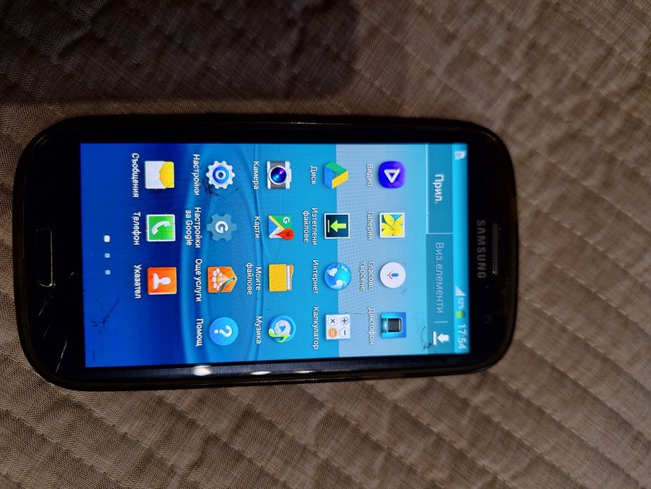 Телефон Самсунг GT -l9300  два броя
