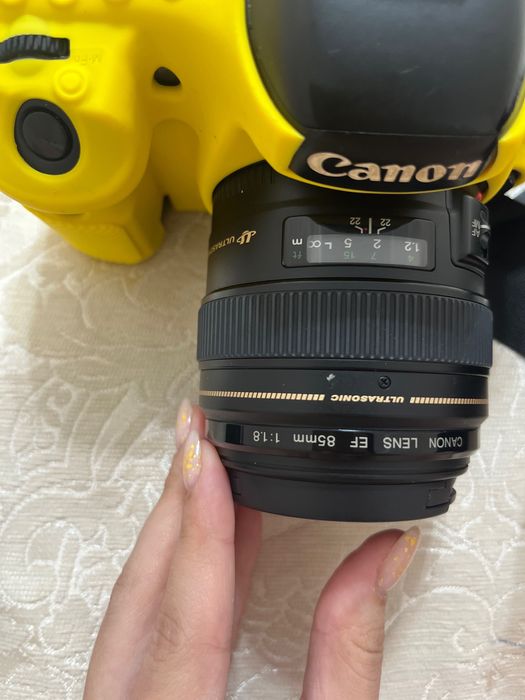 Обьектив 85 mm 1,8