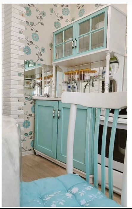 Кухонный буфет с мойкой