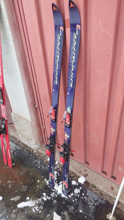 Vând skiuri Dynastar 140cm