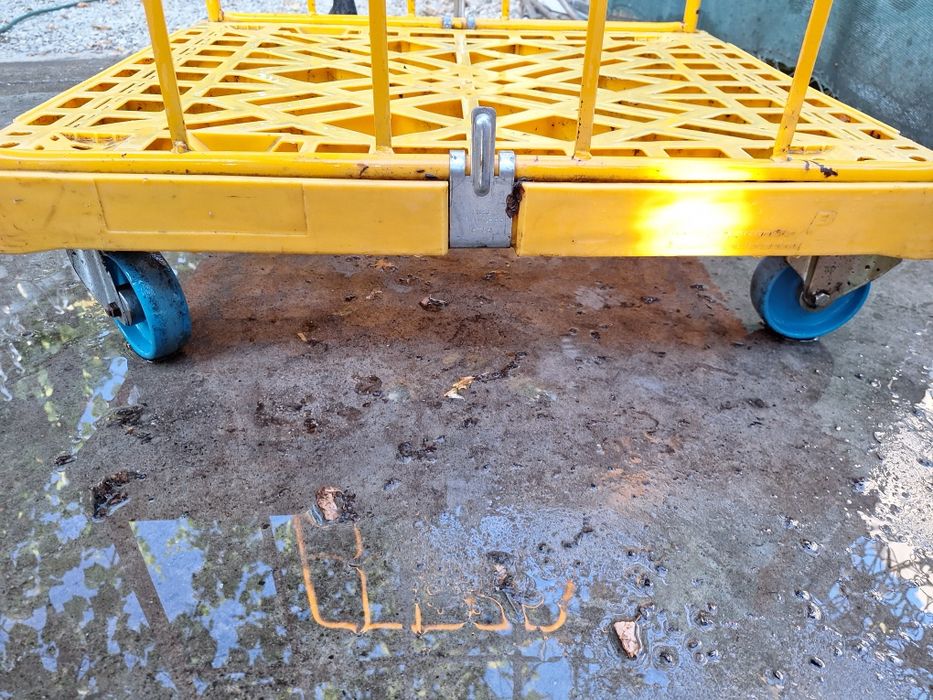 Cărucior pentru marfă(rollcontainer)