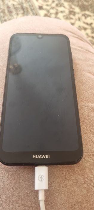 Продам б/у телефон