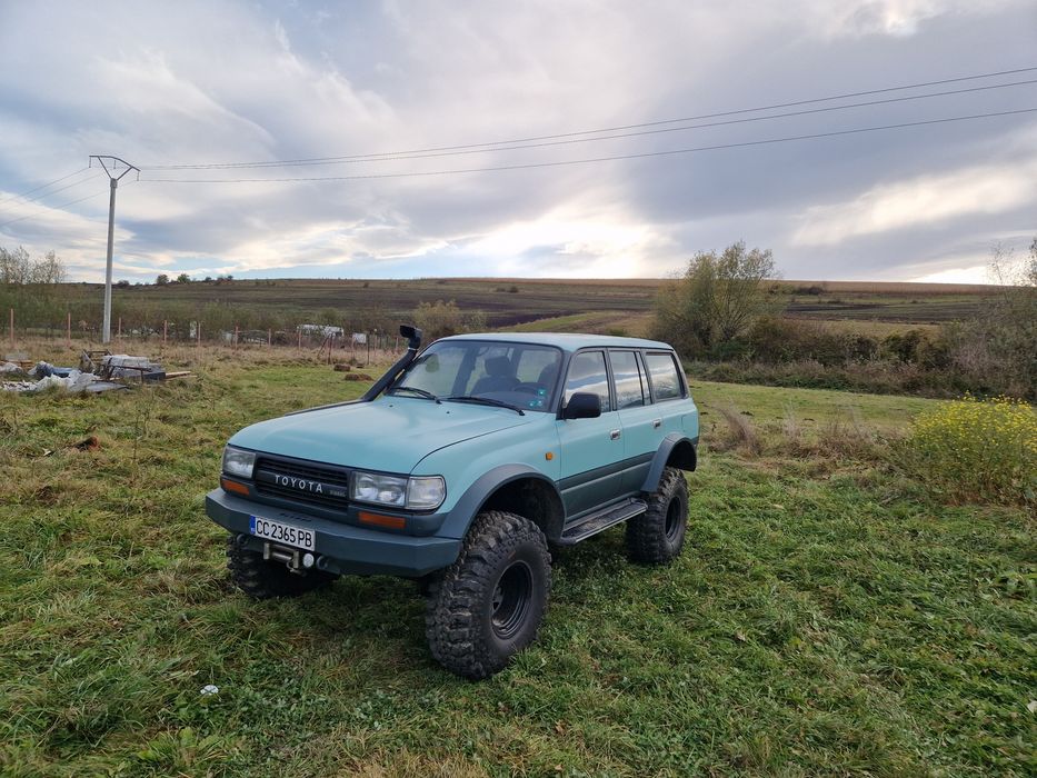 Land cruiser HZJ 80 Variante Schimb cu barca