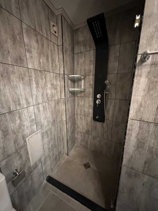 Дава се под наем Тристаен апартамент в Варна, Левски - 105 кв.м за 1495.83 € - Снимка #12