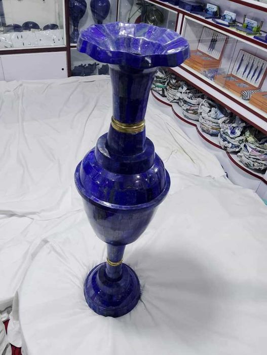 Антиквариат и камни