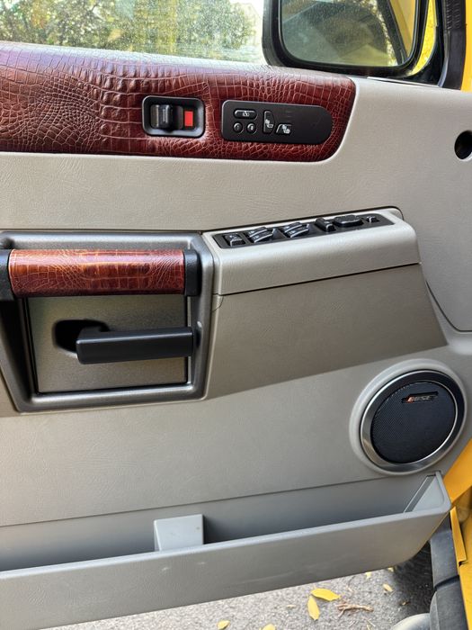 Hummer H2      83 mii km