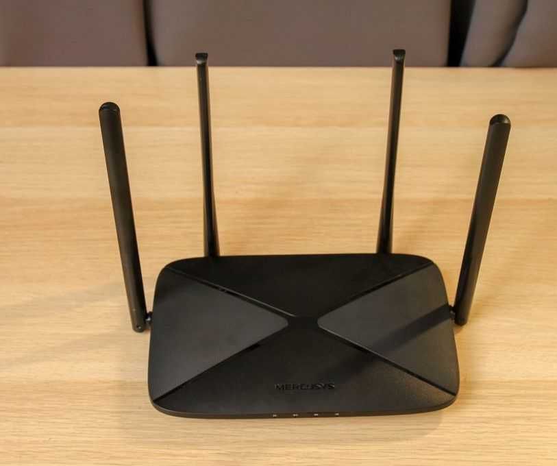 Гигабитов рутер Mercusys AC12G AC1200