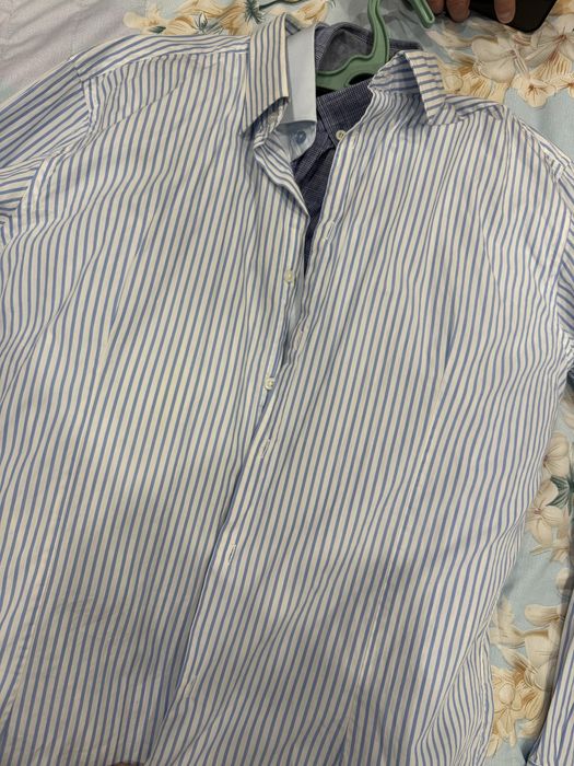 Продам мужские рубашки