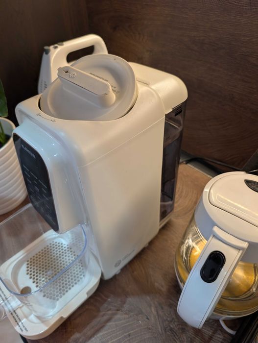 Klarstein Loire vegan milk maker