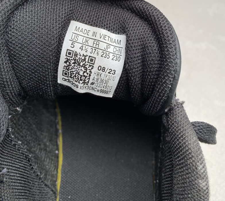 Adidas Детски обувки номер 37