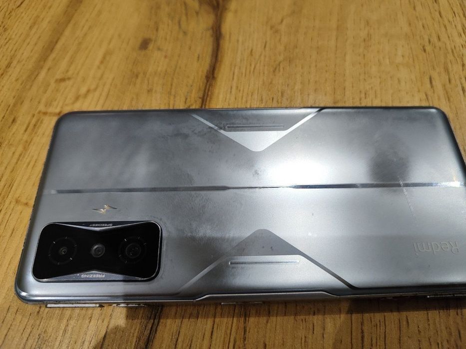 Poco f4 GT 5G gaming 12+7/256 gbli