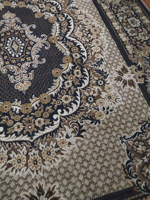 Продам ковер 3*4 б/у.