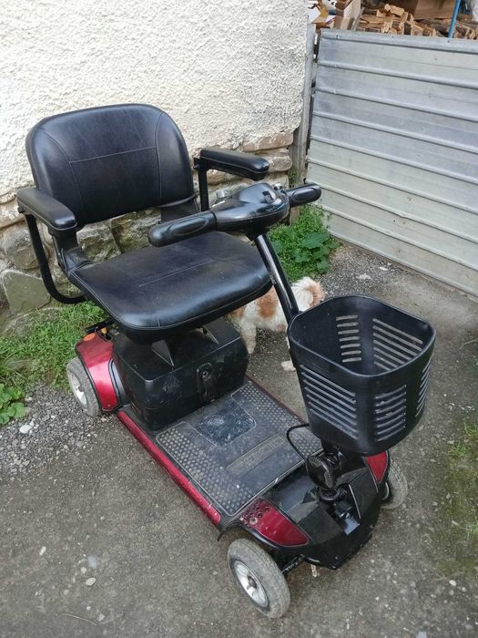 carucior carut electric scuter electric handicap dizabilitati