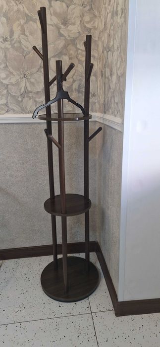 Срочно!  Продам 2 стола