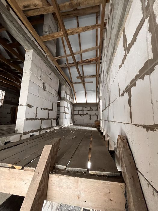 Продам недостроенный дом