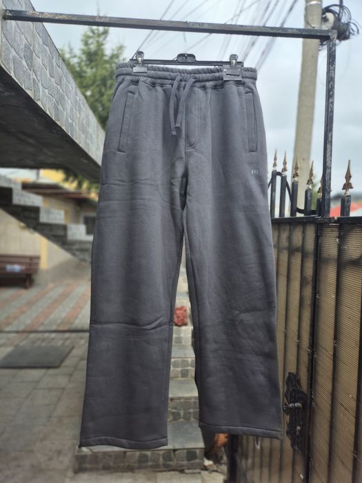 Pantaloni de trening grosi noi Pull&Bear XL