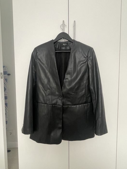 Кожаный пиджак zarina