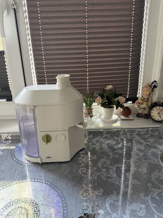 Соковыжимальку BRAUN производство Германия.Куплено заграницей.