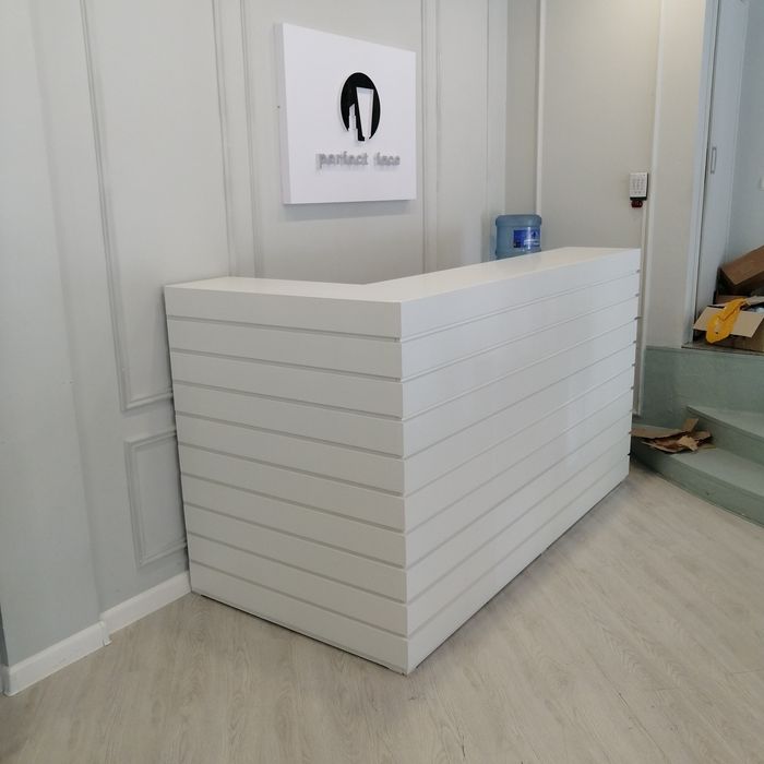 Ресепшн, стойка,