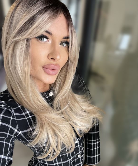 Peruca blonda cu suvite / ombre