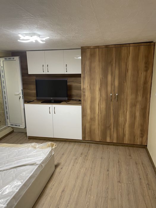 Дава се под наем Къща в Божурище - 37 кв.м за 348.84 € - Снимка #4