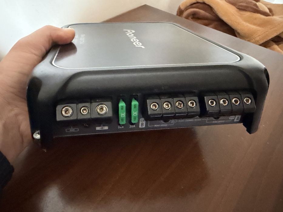 Усилитель Pioneer цифровой