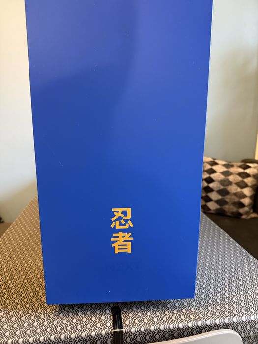 ЧИСТО НОВА кутия NZXT H700i Ninja edition