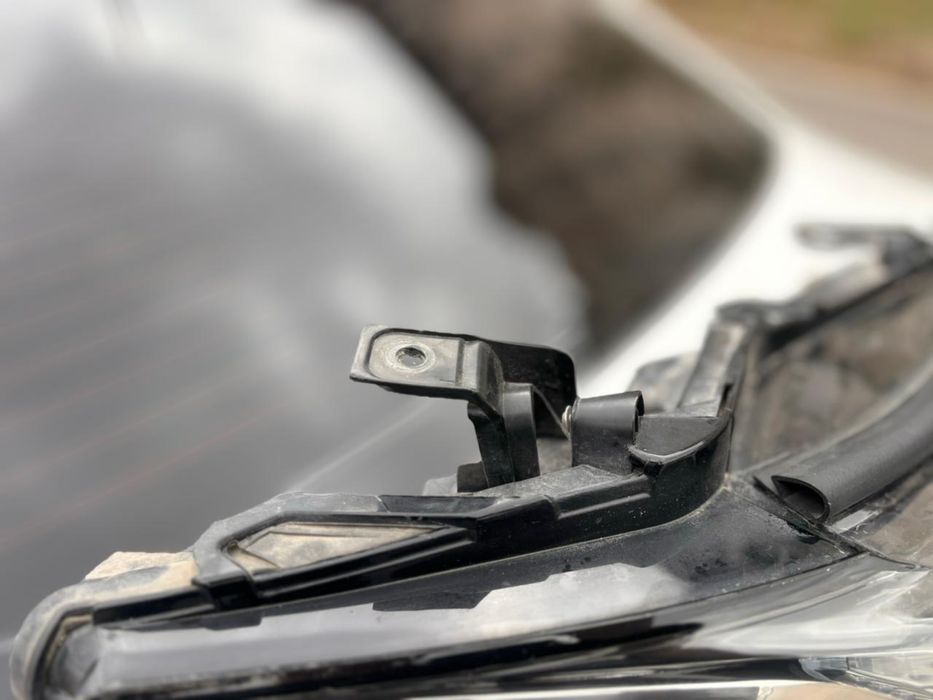 Продается фары на камри 70