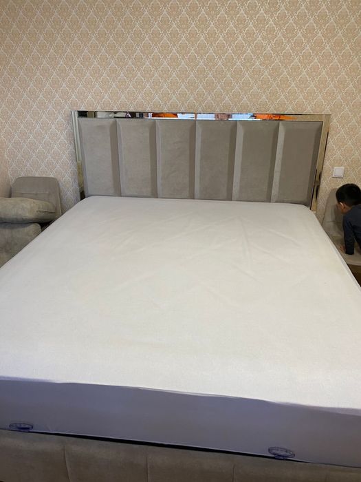 Кровать и шкаф Bellona