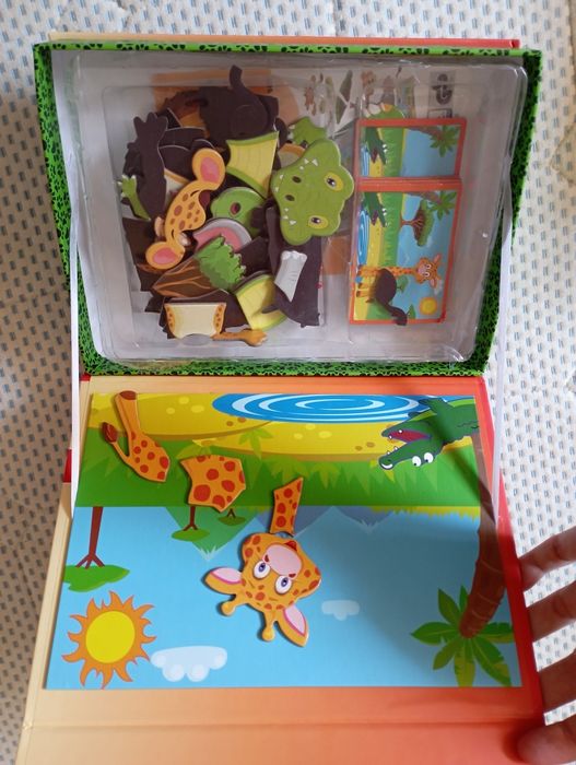 Детски играчки- колонка Дисни, багер, камион, пингвин