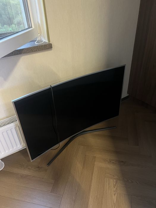 Телевизор самсунг согнутый