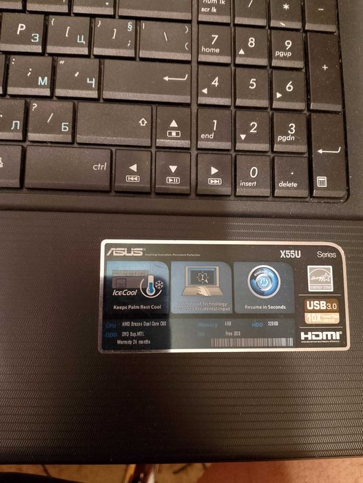 Laptop  ASUS 4GB Ram , 250 GB SSD , DVD compakt disk