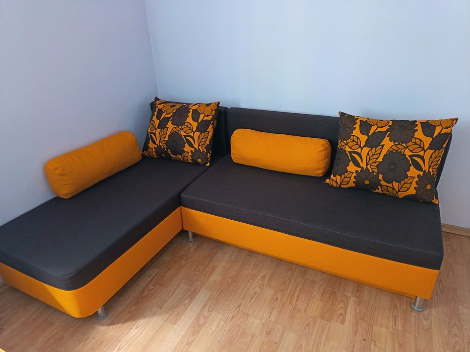 Продавам нов много малко използван ъглов диван