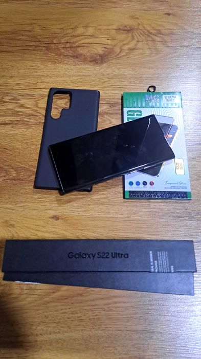 Vand samsung S22 Ultra Nou