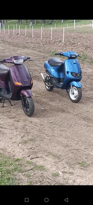 Vând doua Piaggio zip