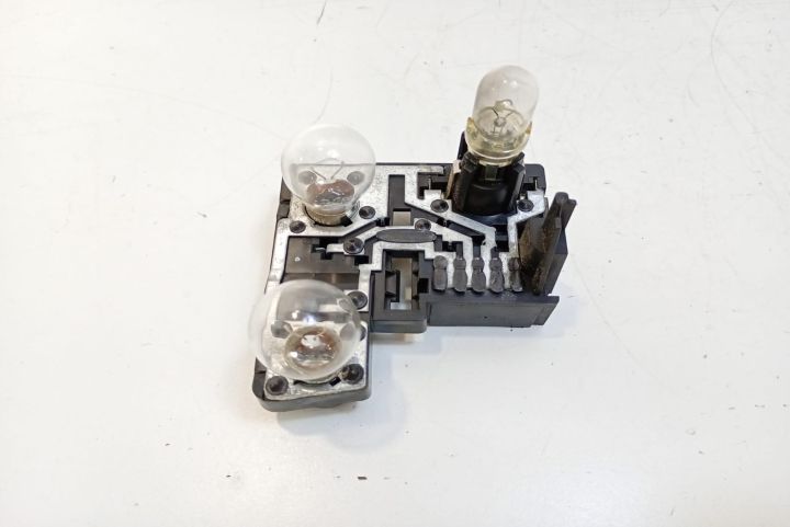 Soclu stop stanga haion break 89034321 Audi A6 4F/C6