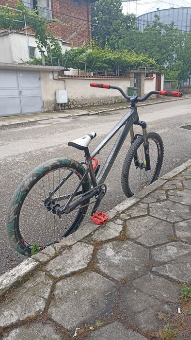 Drag c2 dirt jump custom