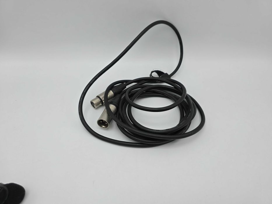 Shure ULXP4 Receiver + Body Pack Sure ULX1-R4 + 2 Shure WL 185 Mic