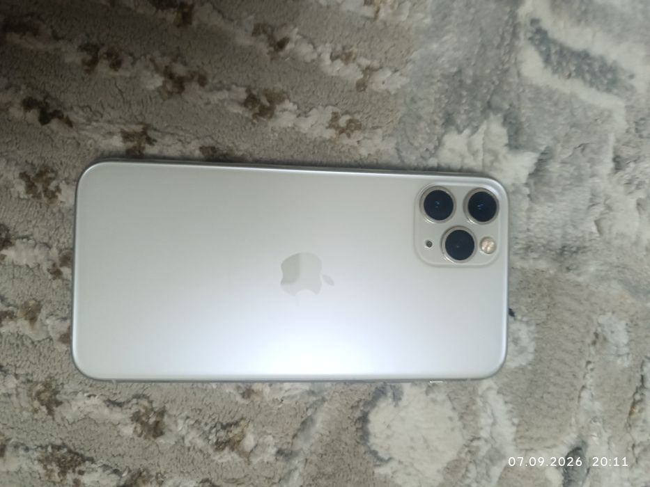 IPhone 11 pro телефон