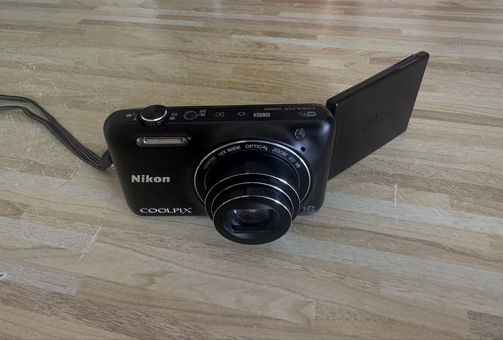 Фотоапарат Nikon COOPLIX S6600 в идеальном состоянии