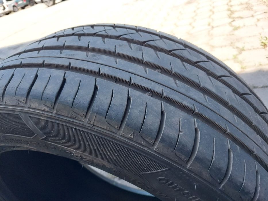 2 шины Sonix 255 45 R18. Пробег один сезон.