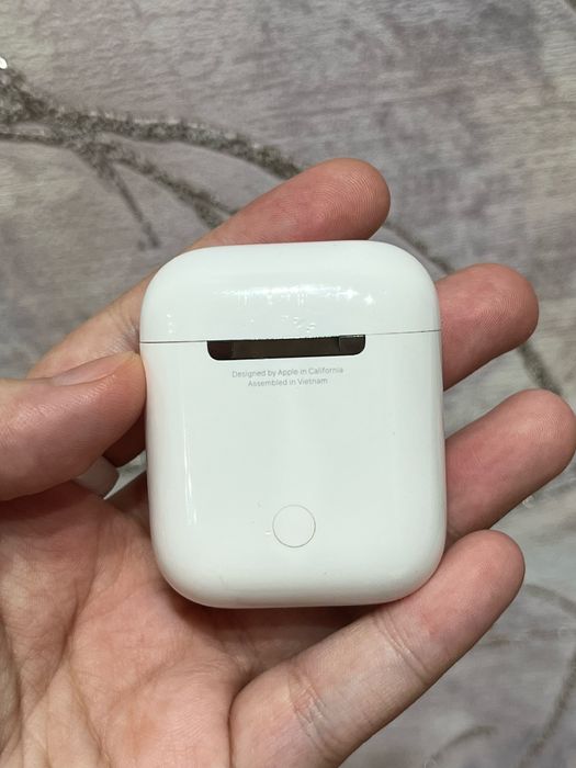 Продам Airpods 2