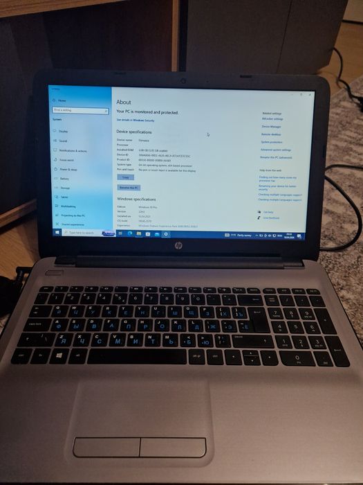 HP 15 ay-000nq vand sau dezmembrez