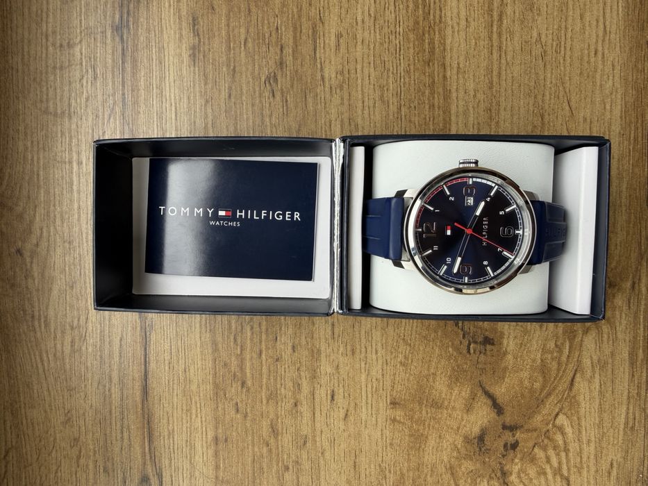 Ceas Tommy Hilfiger
