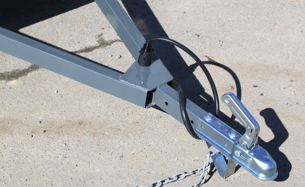 Прицепы легковые Курганские прицепы