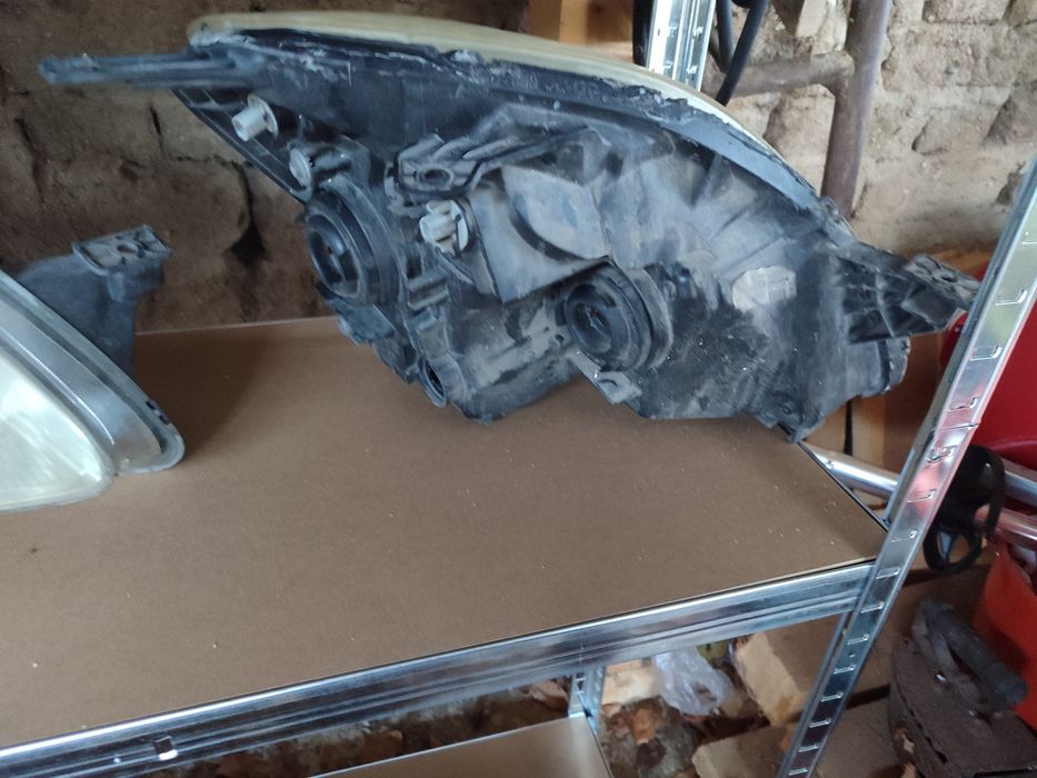 Фарове за Хонда цр-в 2005г.