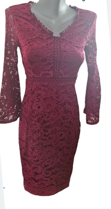 Rochie din dantela cu maneci clopot, marimea 36