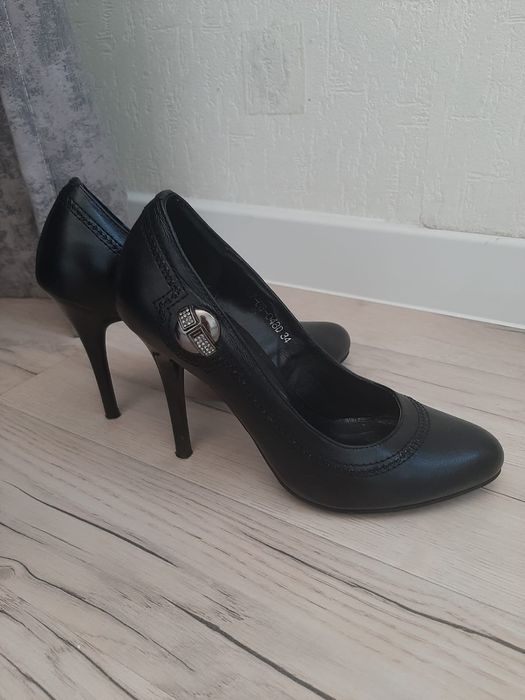 Туфли кожаные 34 размер