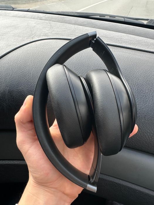 Casti Beats Studio Pro