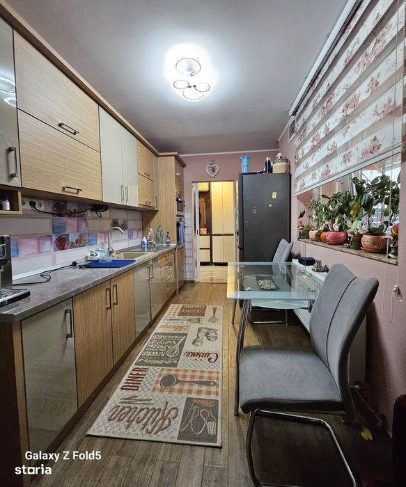 Apartament 4 camere la casă, Oradea (lângă Podul Centenarului)